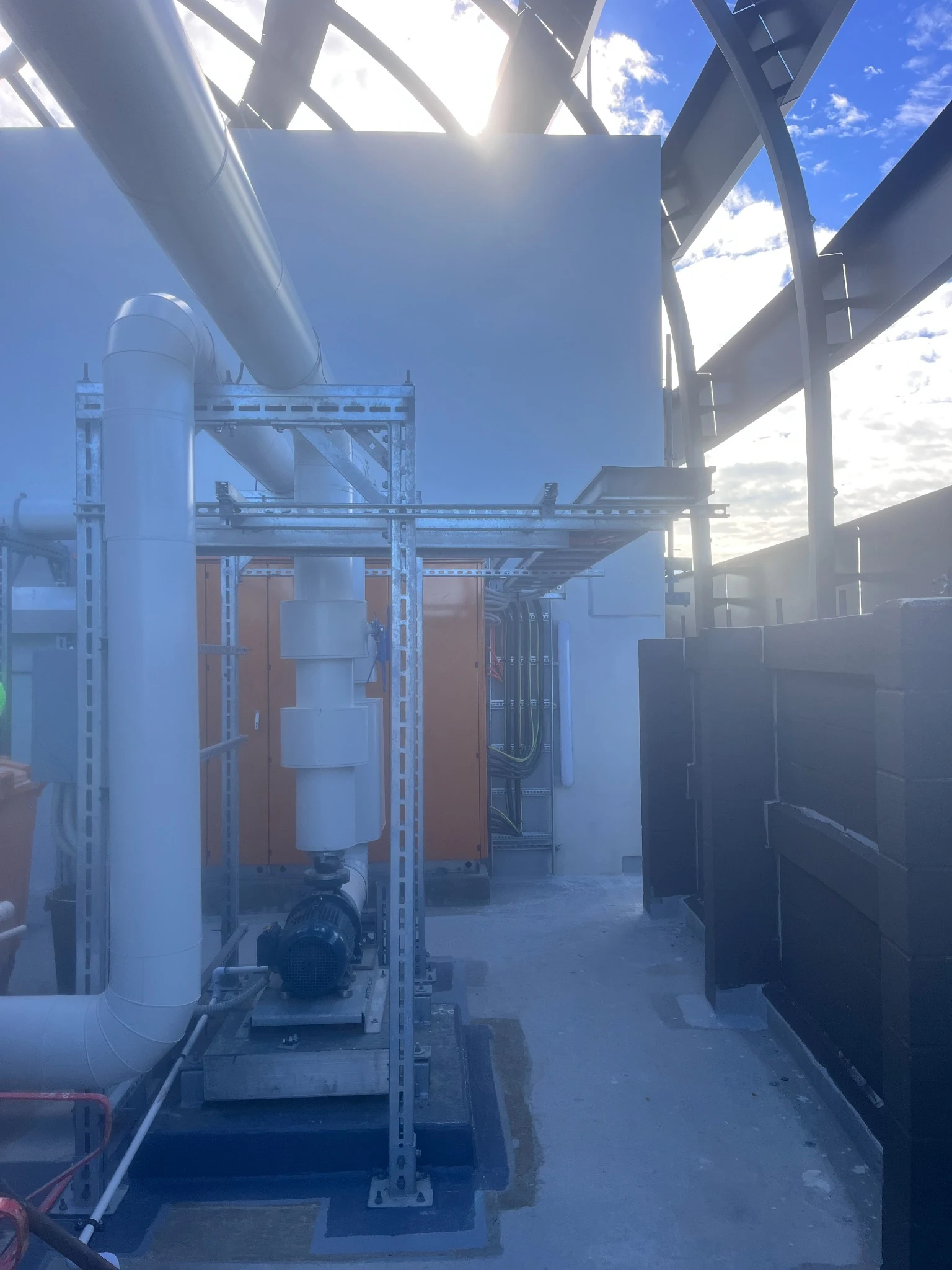 Insulated commercial plant and pipework — Insulation GC